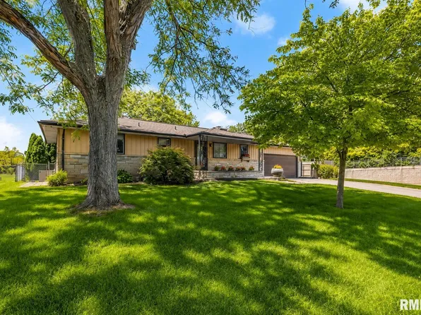 128 Donald Ct, East Peoria, IL 61611