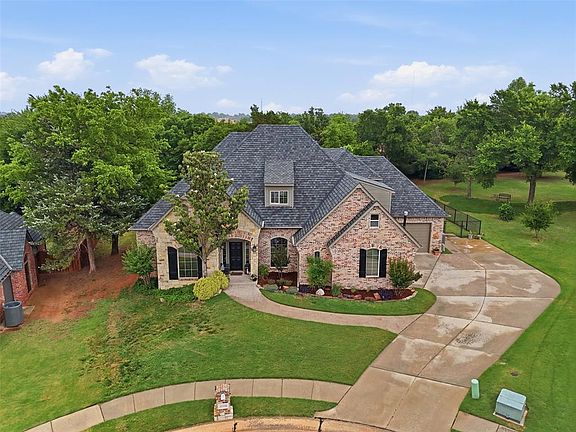 2nd image of 4100 Ruffin Cir