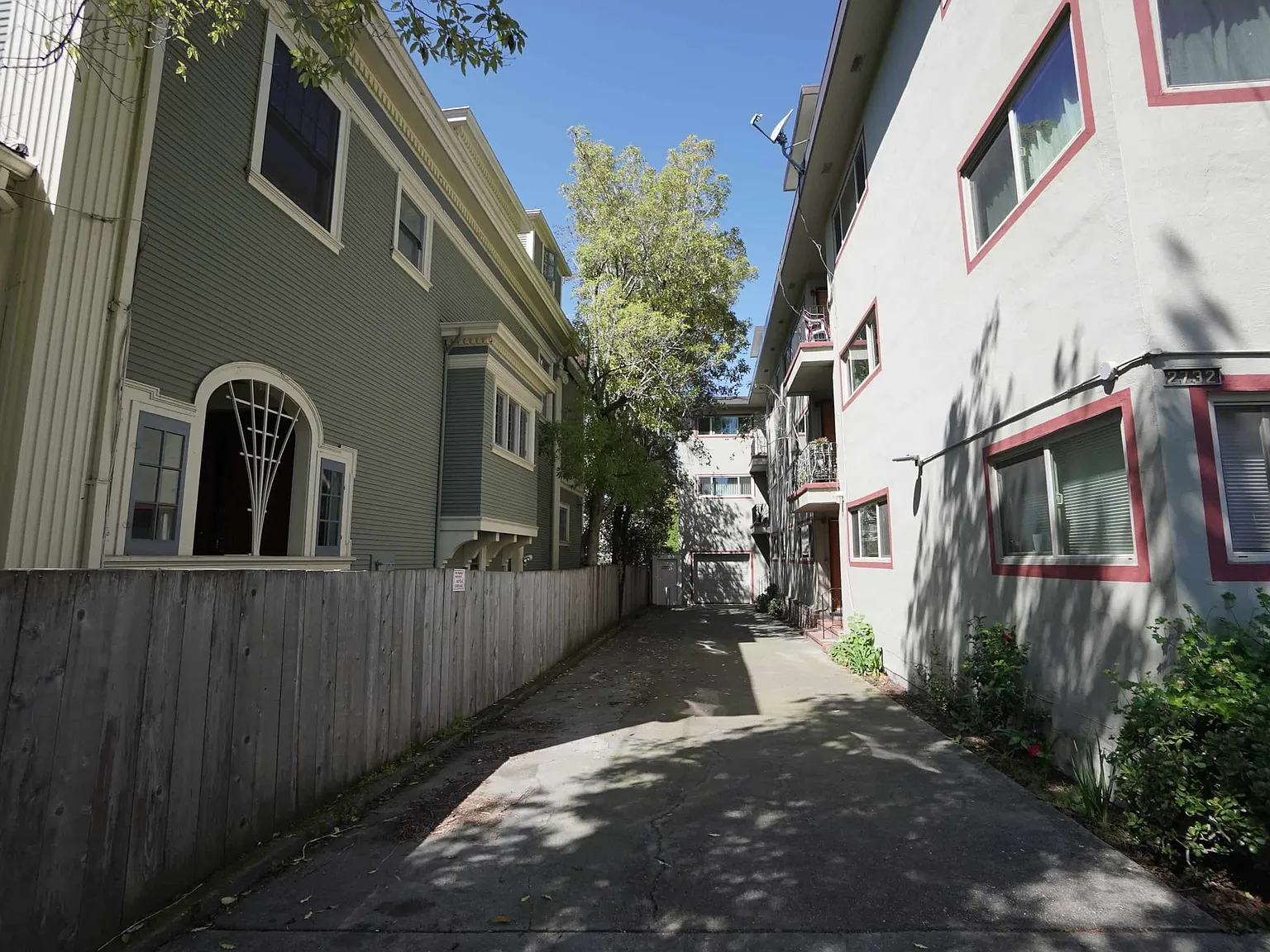 2732 Benvenue Ave. — Photo 3
