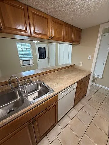 9002 Morrison Rd — Photo 3