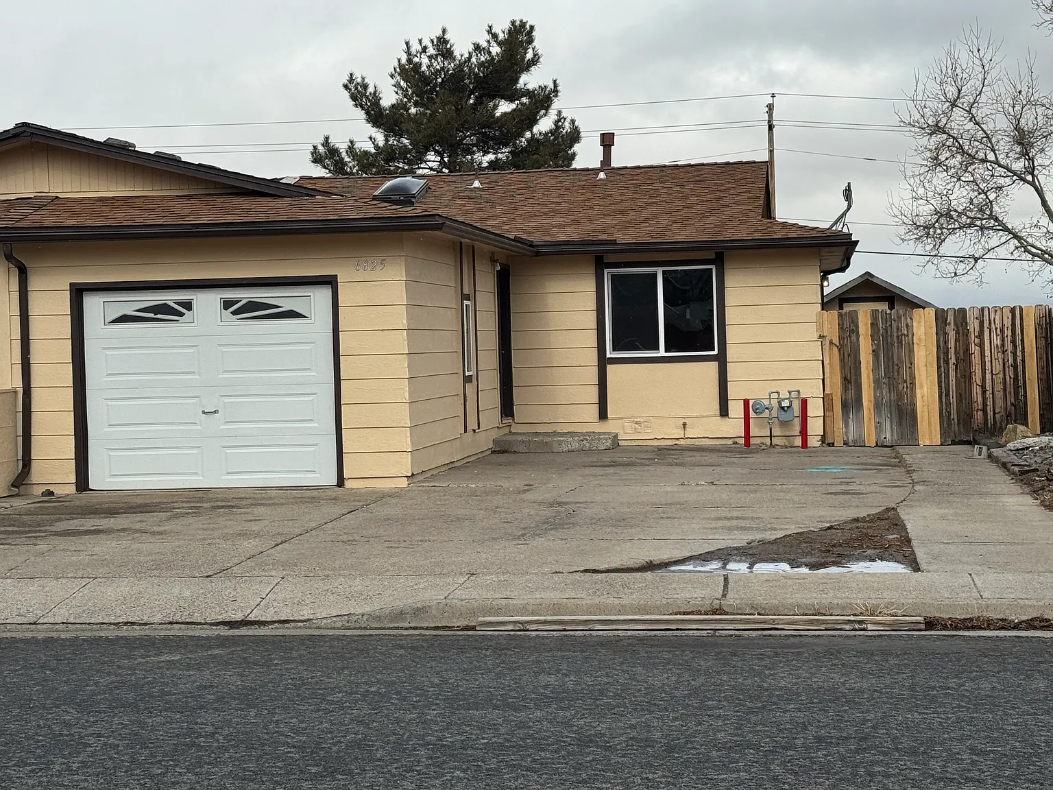 6825 Lotus St photo 1