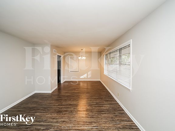 3rd image of 1736 Borden Dr