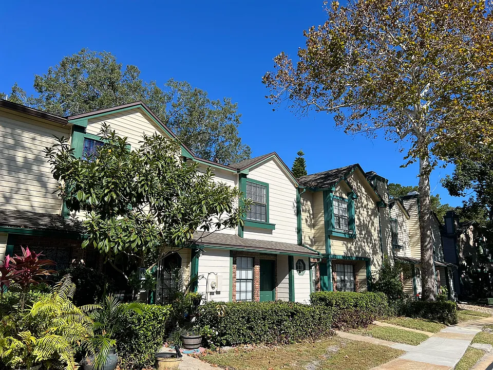 2906 Candela Ct