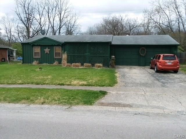 1st image of 497 Weinland St