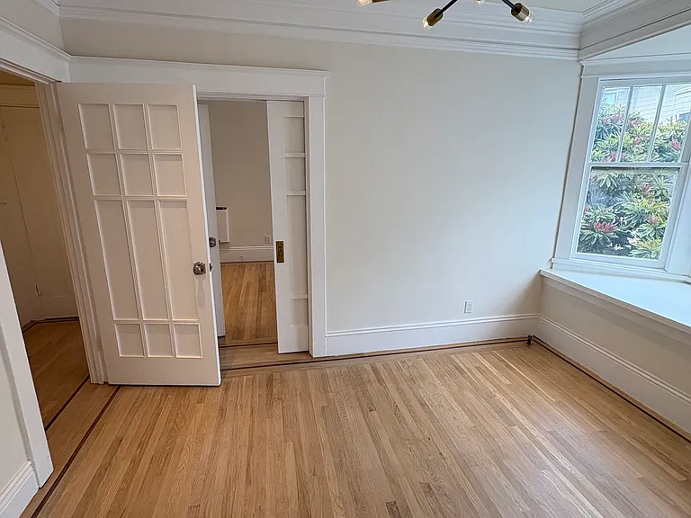 1546 Jones St #12 — Photo 1