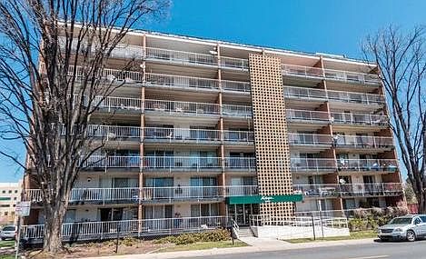 1st image of 4801 E 9th Ave APT 307