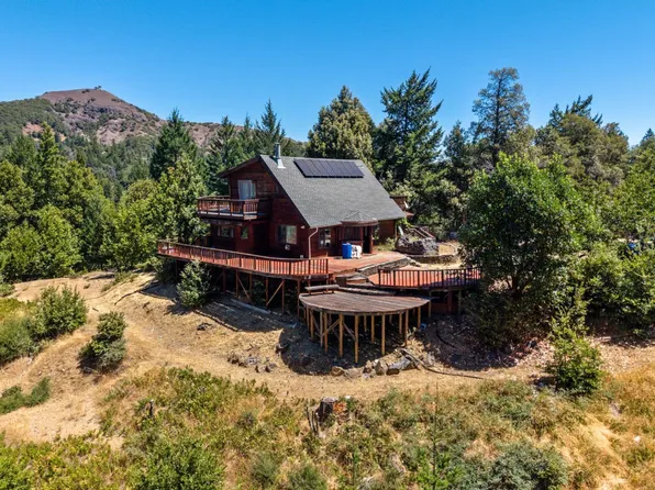 6010 Fitzhugh Road, Laytonville, CA 95454