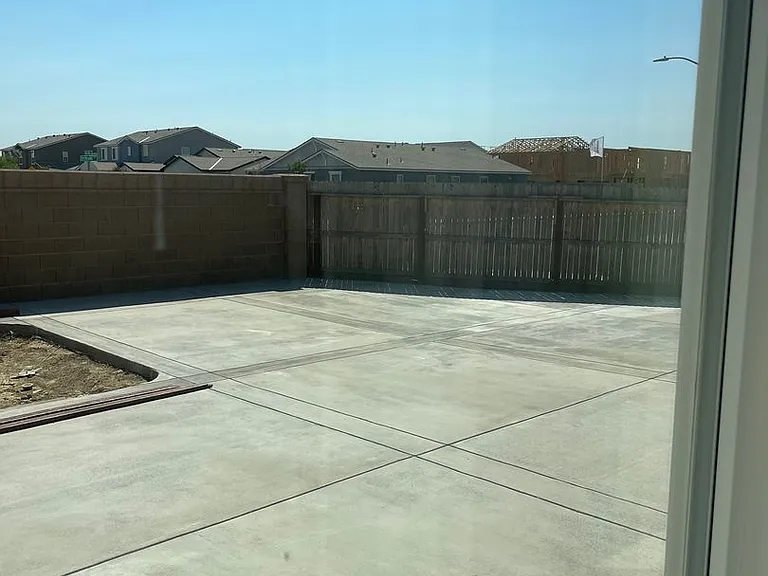 2251 Craig Ct — Photo 9
