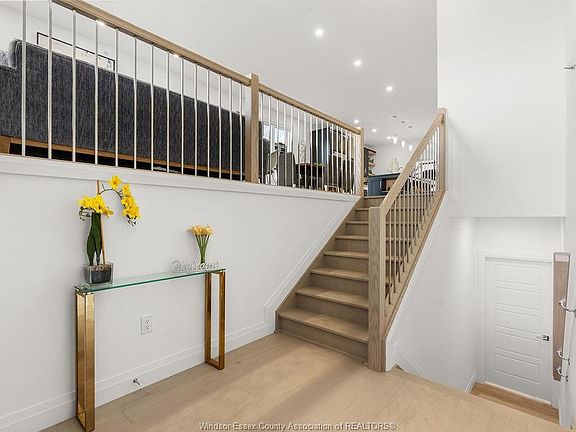 4th image of 8343 Annie Ave