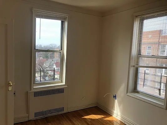 Rented by Contact Realty | media 2