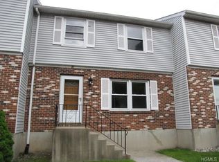 26 Estate Dr, Middletown, NY 10940