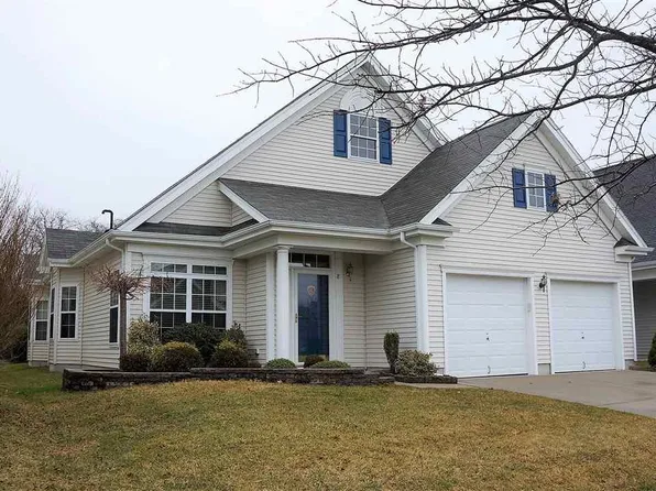 8 Jackson Dr, Egg Harbor Township, NJ 08234