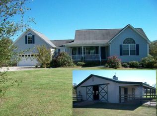 118 Long Point Rd, Chocowinity, NC 27817