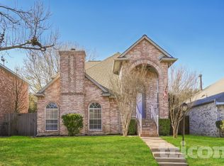 1714 Circle Creek Dr, Lewisville, TX 75067