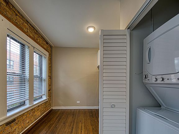 2nd image of 3426 N Elaine Pl APT 2E