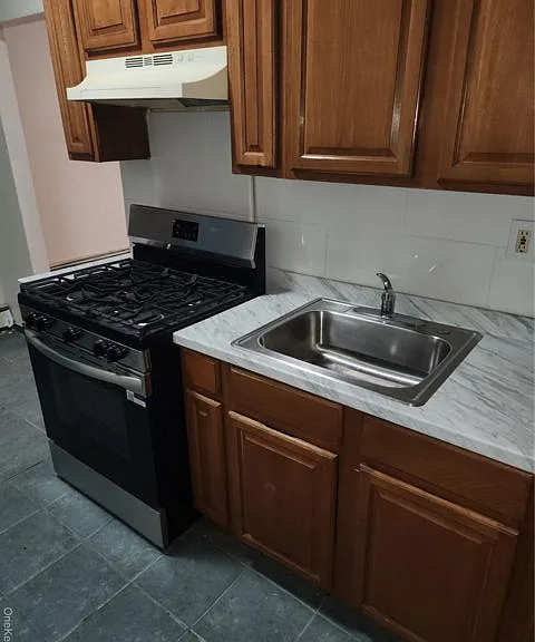 173-17 Jamaica Ave #2 — Photo 2