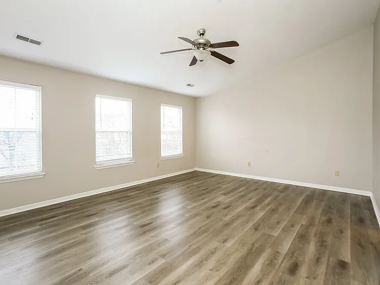 18864 Prairie Crossing Dr — Photo 9