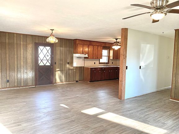 5th image of 23 Shady Ln