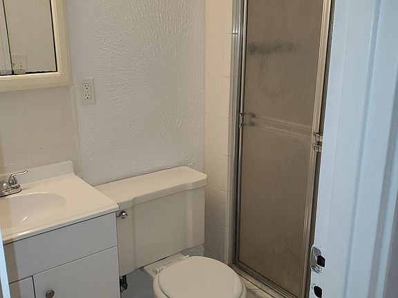 3rd image of 239 Huntington Ave