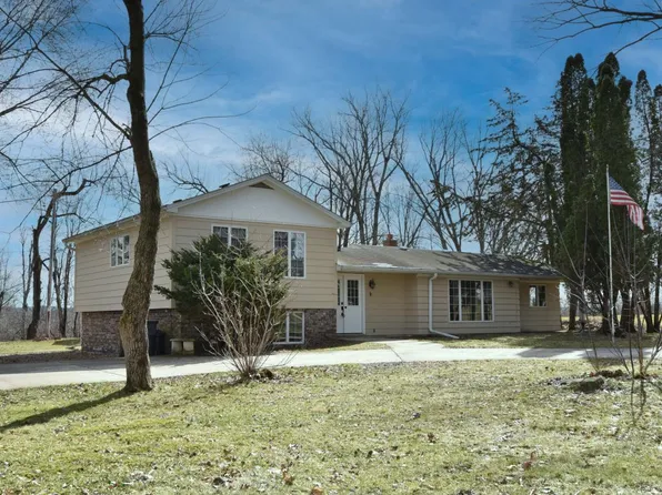 W377S3580 Lake DRIVE, Dousman, WI 53118