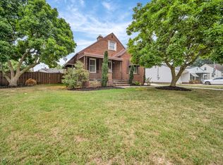 1543 E 294th St, Wickliffe, OH 44092