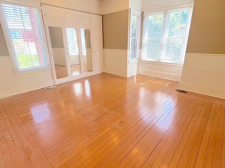 703 Manzanita Ave — Photo 10