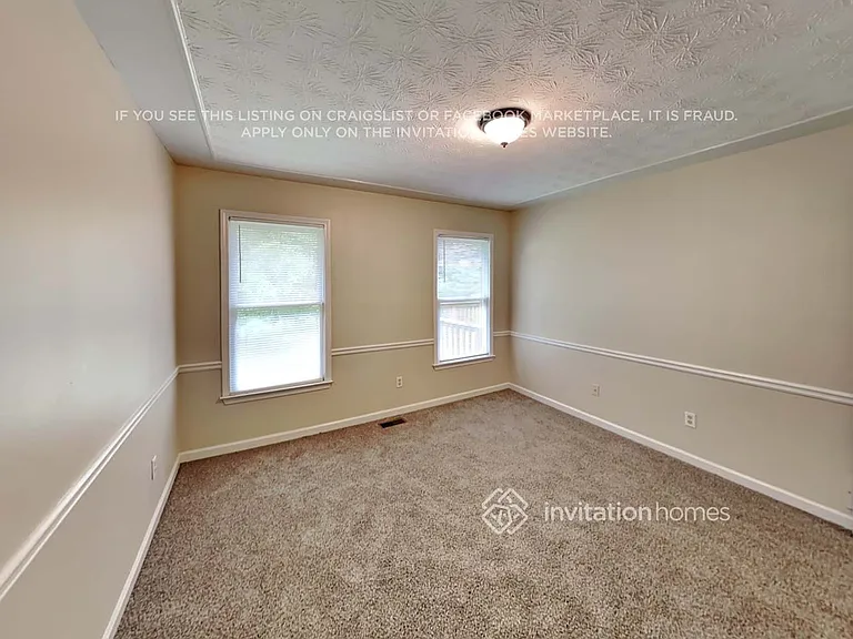 1700 Little Brook Dr SW — Photo 12