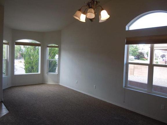 2nd image of 10128 Calle Chulita NW