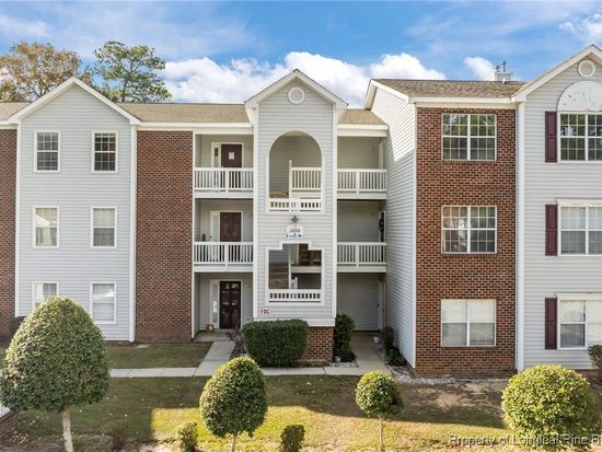 308 Waterdown Dr APT 12, Fayetteville, NC 28314