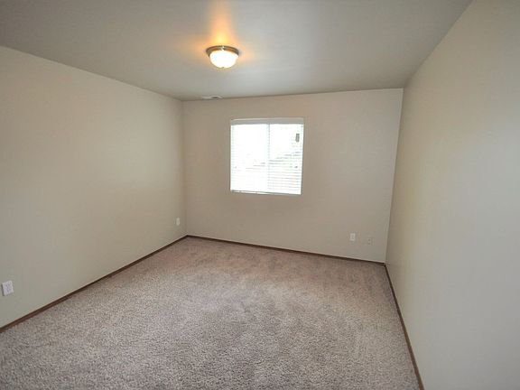 4th image of 15607 26th Ave W