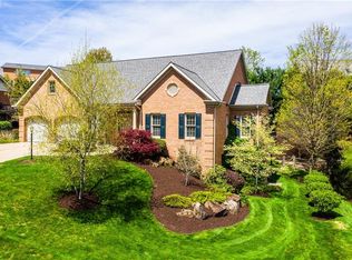 914 Red Oak Dr, Pittsburgh, PA