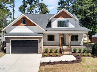 402 Willow St, Cary, NC 27511