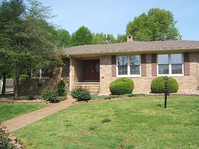 1st image of 2365 Harriet Ln