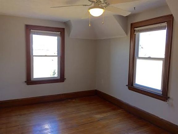 5th image of 2115 Ohio Ave