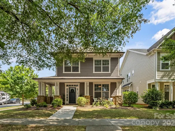2534 Double Oaks Rd, Charlotte, NC 28206
