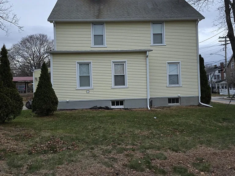 96 E Main St — Photo 2