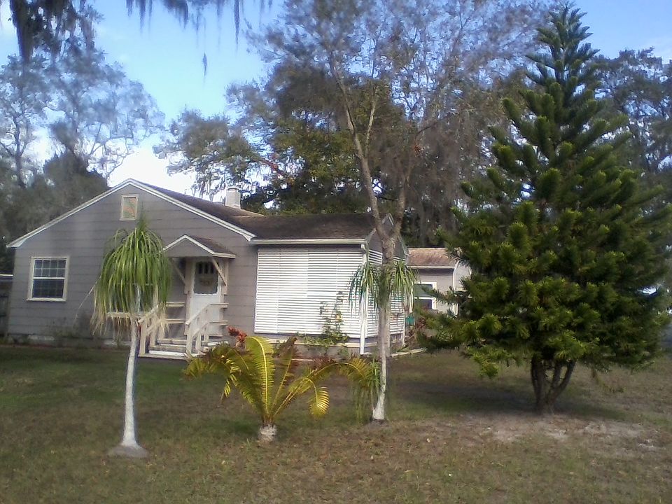 1st image of 1438 Turner St