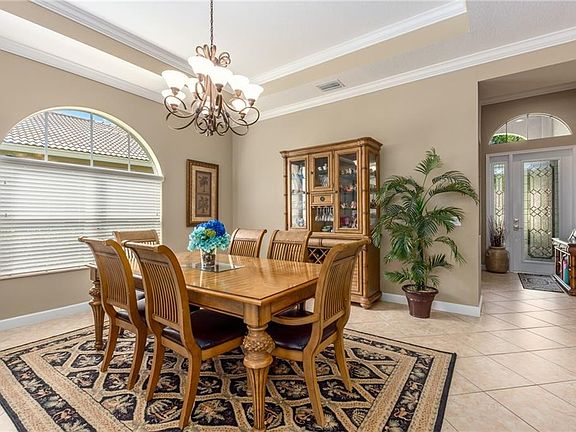 5th image of 7058 Maidstone Dr