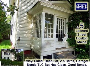 5 Leonard St, Houlton, ME 04730