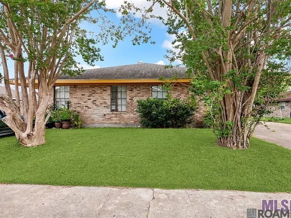 323 Meadows Dr #325, Destrehan, LA 70047