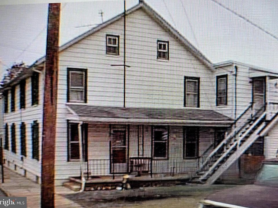 1st image of 146 Pleasant St