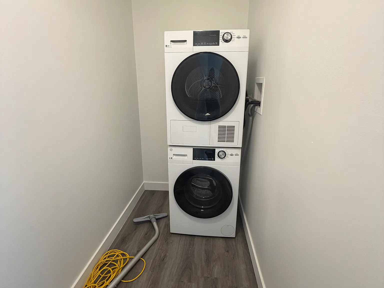 1 bed, 700 sqft, $2,150 — Photo 3