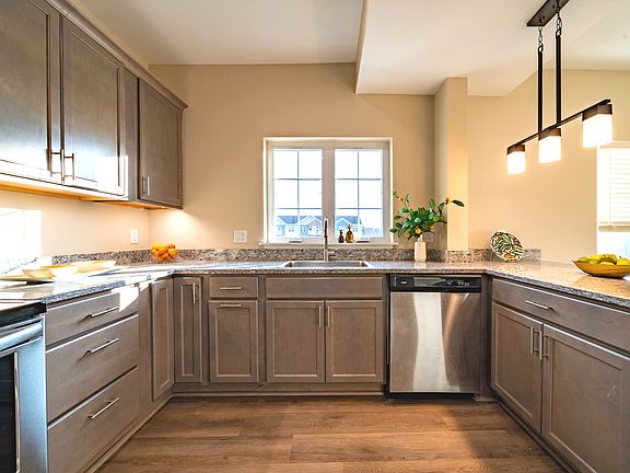 Solid stone counters & under cabinet lighting