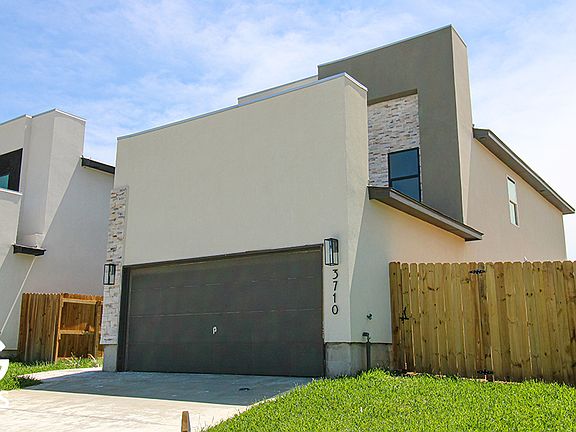 2nd image of 3710 Jose De La Paz Dr
