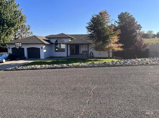 2776 18th St, Clarkston, WA 99403