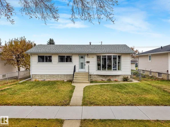 12113 44th St NW, Edmonton, AB T5W 2T2