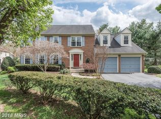 14 Rutledge Ct, Sterling, VA 20165