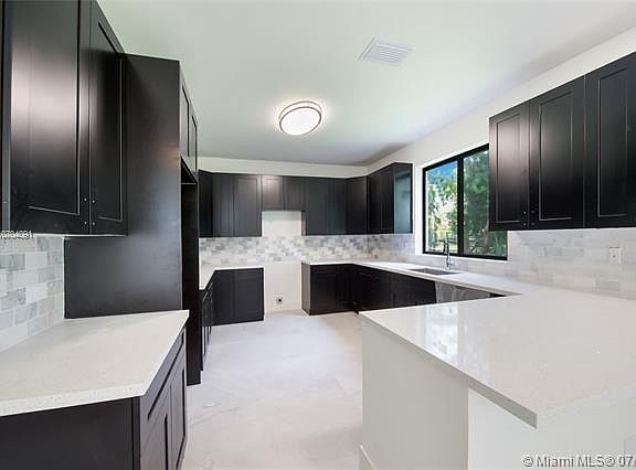 3rd image of 9200 SW 170th St