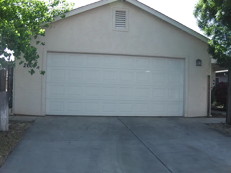 2665 Ceanothus Ave — Photo 3