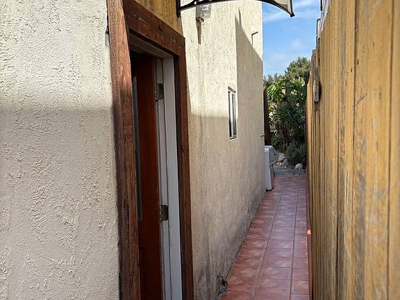 4th image of 1429 Hornblend St Unit C